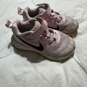 Nike Kids Light Pink and Black Sneakers